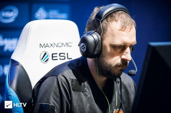 英伟达携手《绝地求生》推出AI队友，提升游戏体验